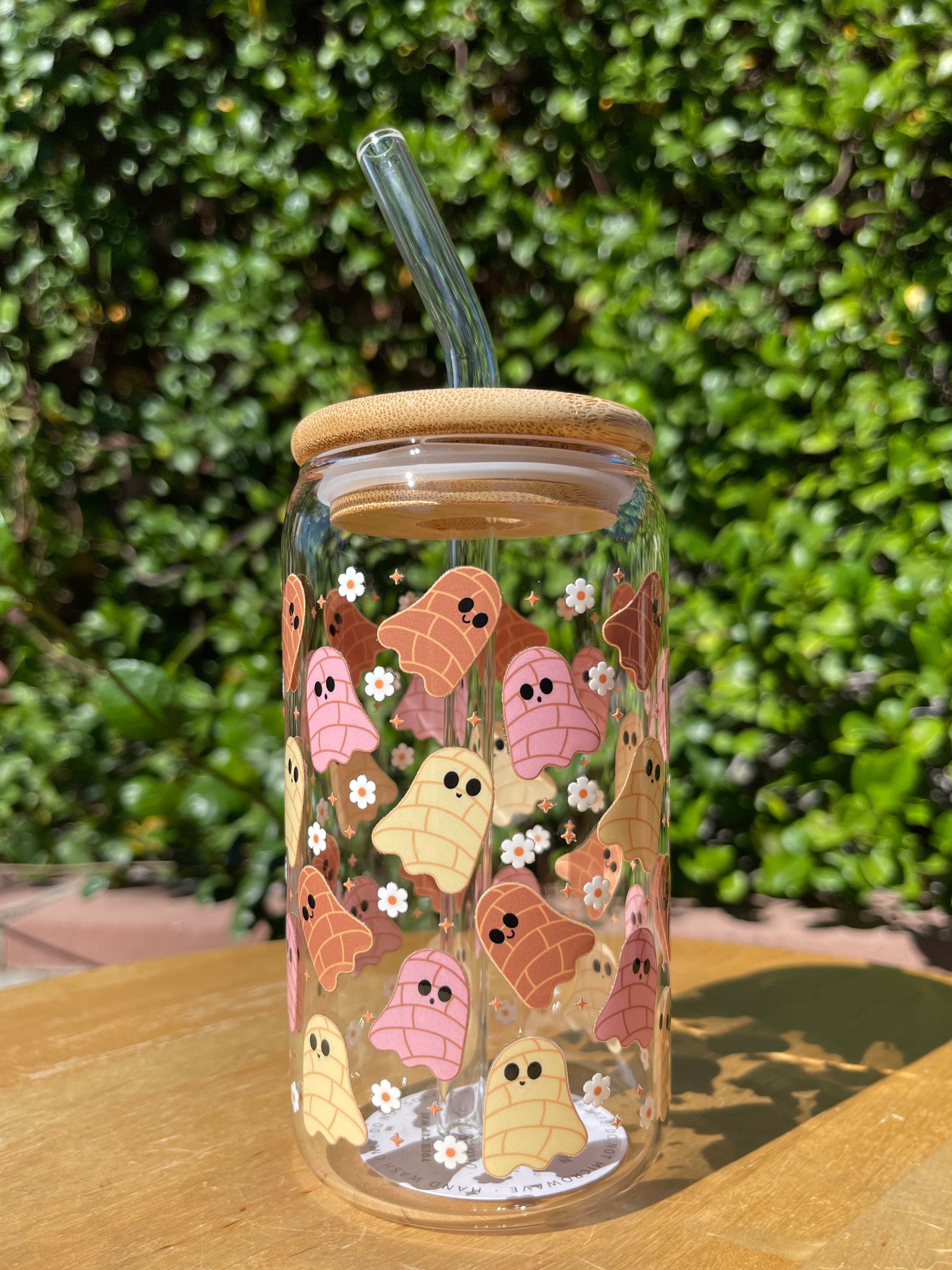 Concha Ghosts Glass Cup