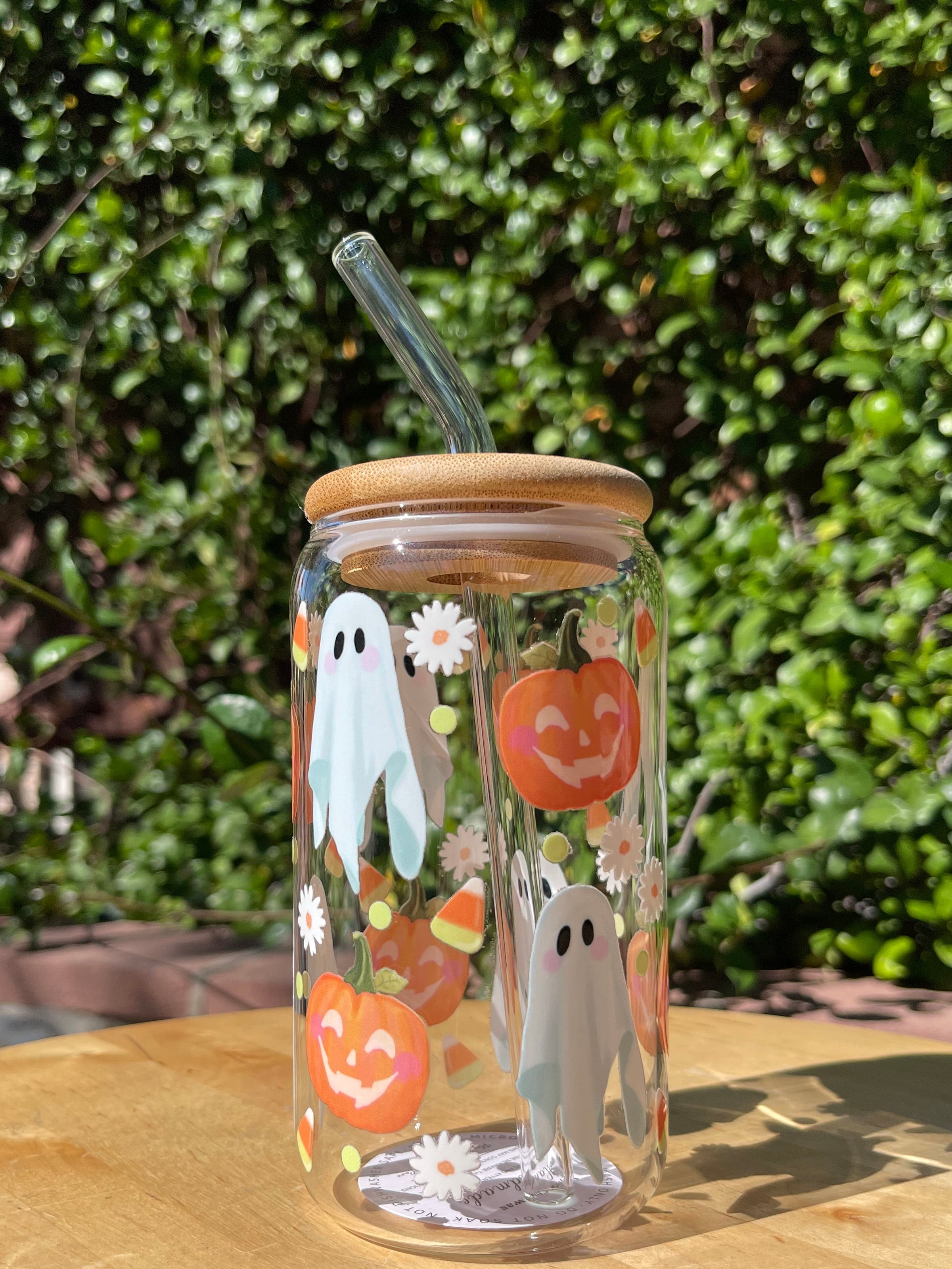 Cute Ghosts and Pumpkins Glass Cup
