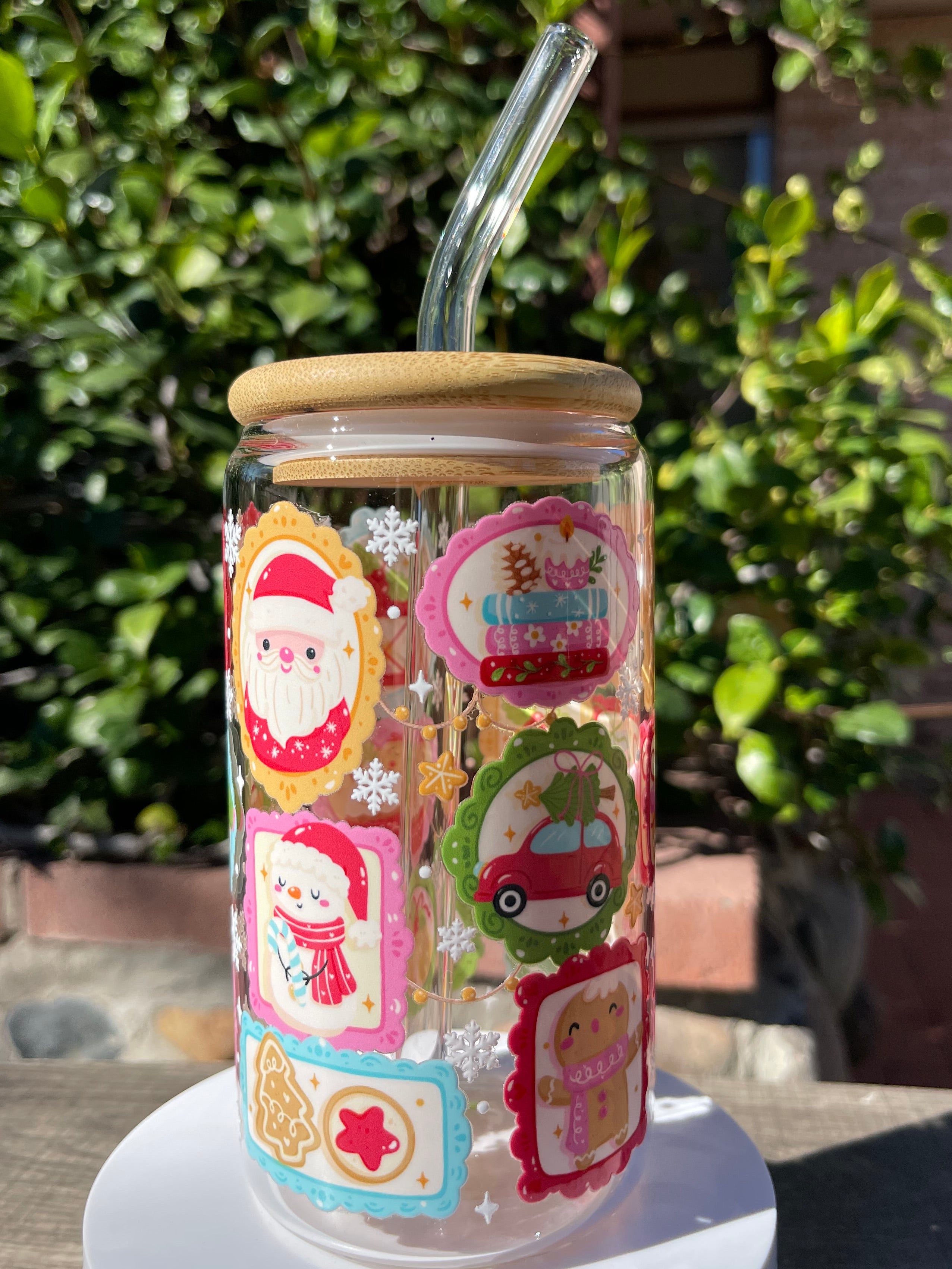 Happy Holiday Gallery Glass Cup