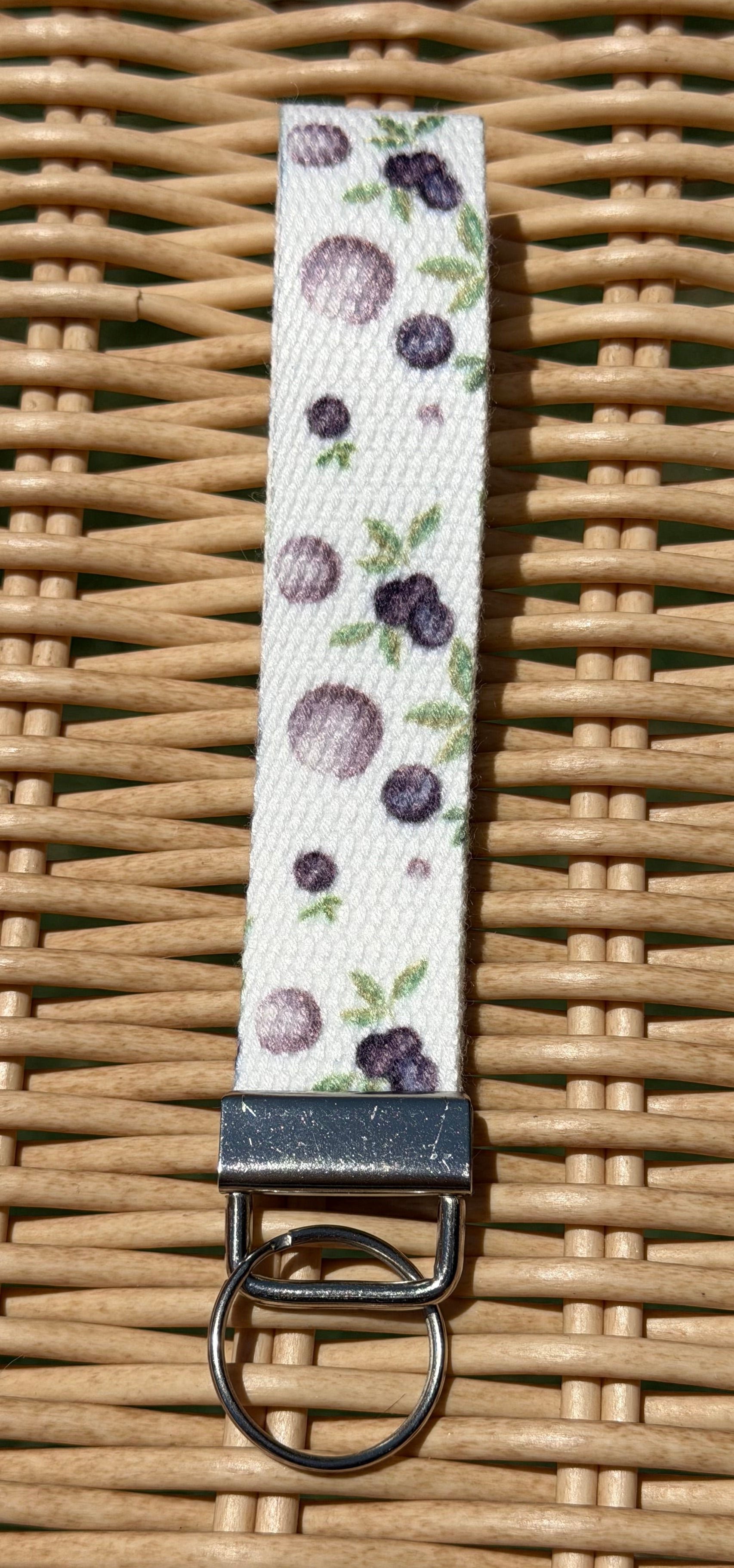 Handmade Wrislet Lanyard Keychain