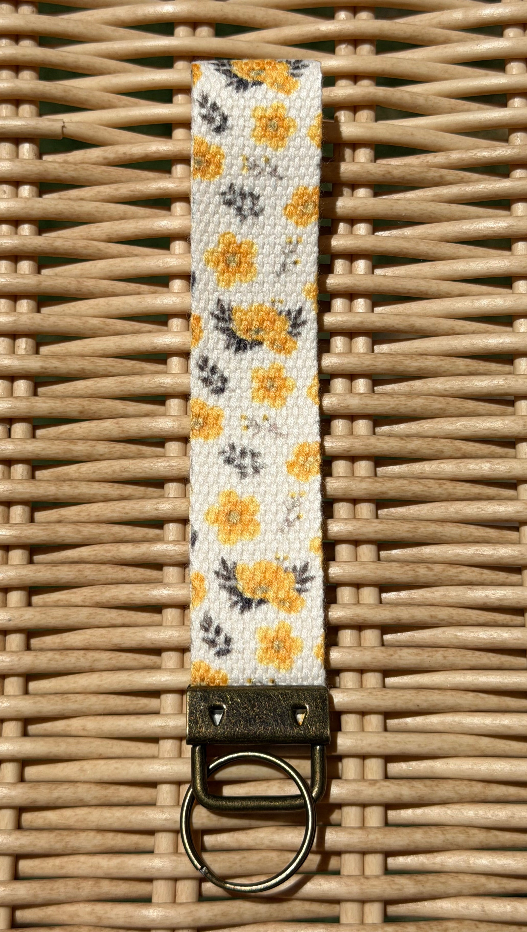 Handmade Wrislet Lanyard Keychain