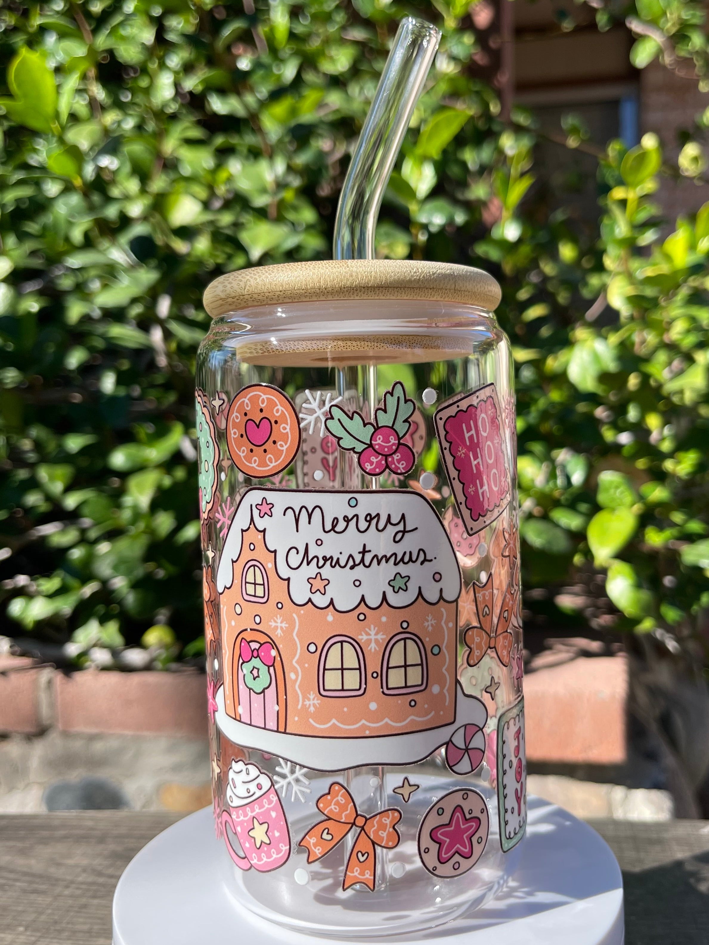 Merry Christmas Gingerbread House Glass Cup